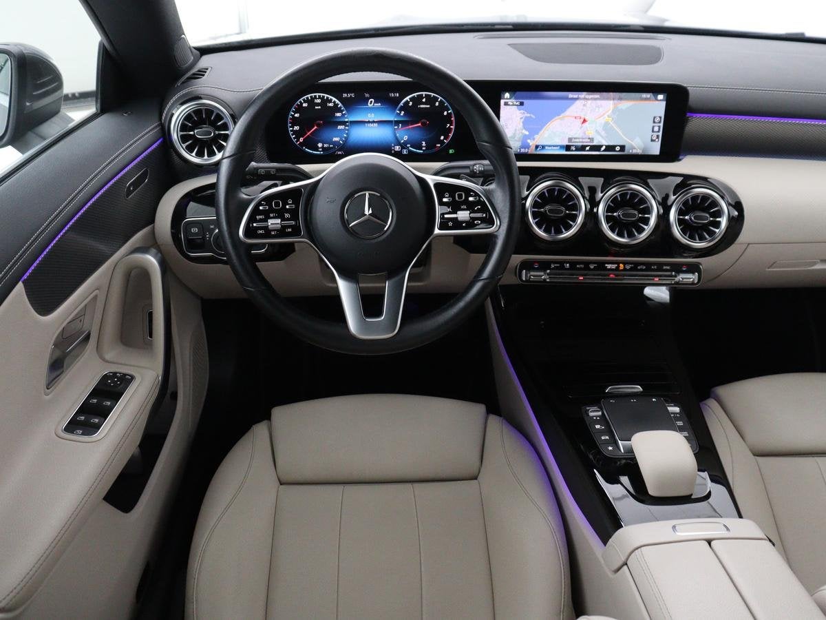 Mercedes-Benz CLA-klasse Shooting Brake 180 Business Solutio, Auto's, Mercedes-Benz, CLA, 136 pk, Gebruikt, Euro 6