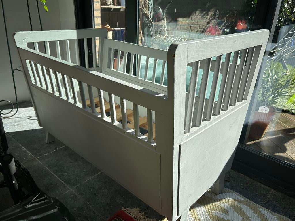 Brocante ledikant met matras, Ophalen, Zo goed als nieuw, Ledikant