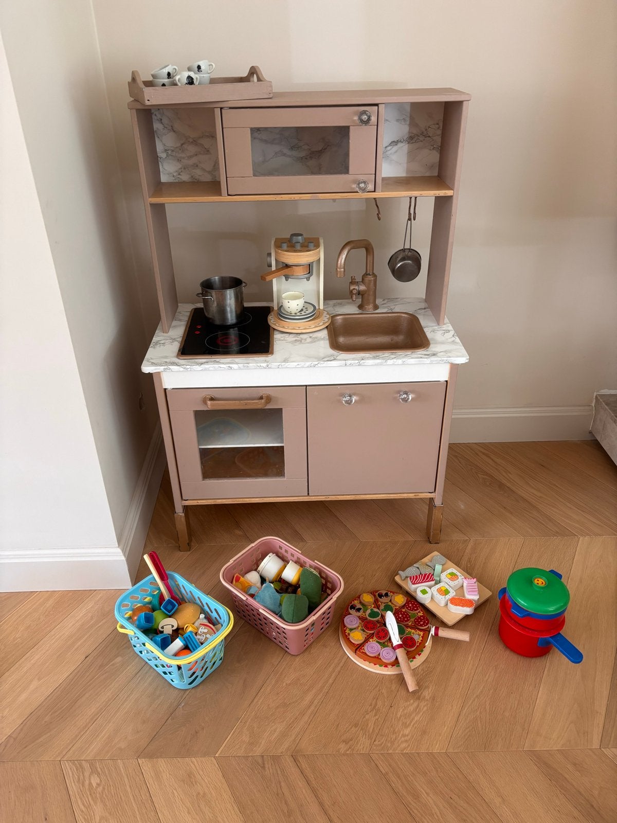 Gepimte Houten speelkeuken van Ikea met accessoires, Ophalen, Gebruikt, Ontdekken