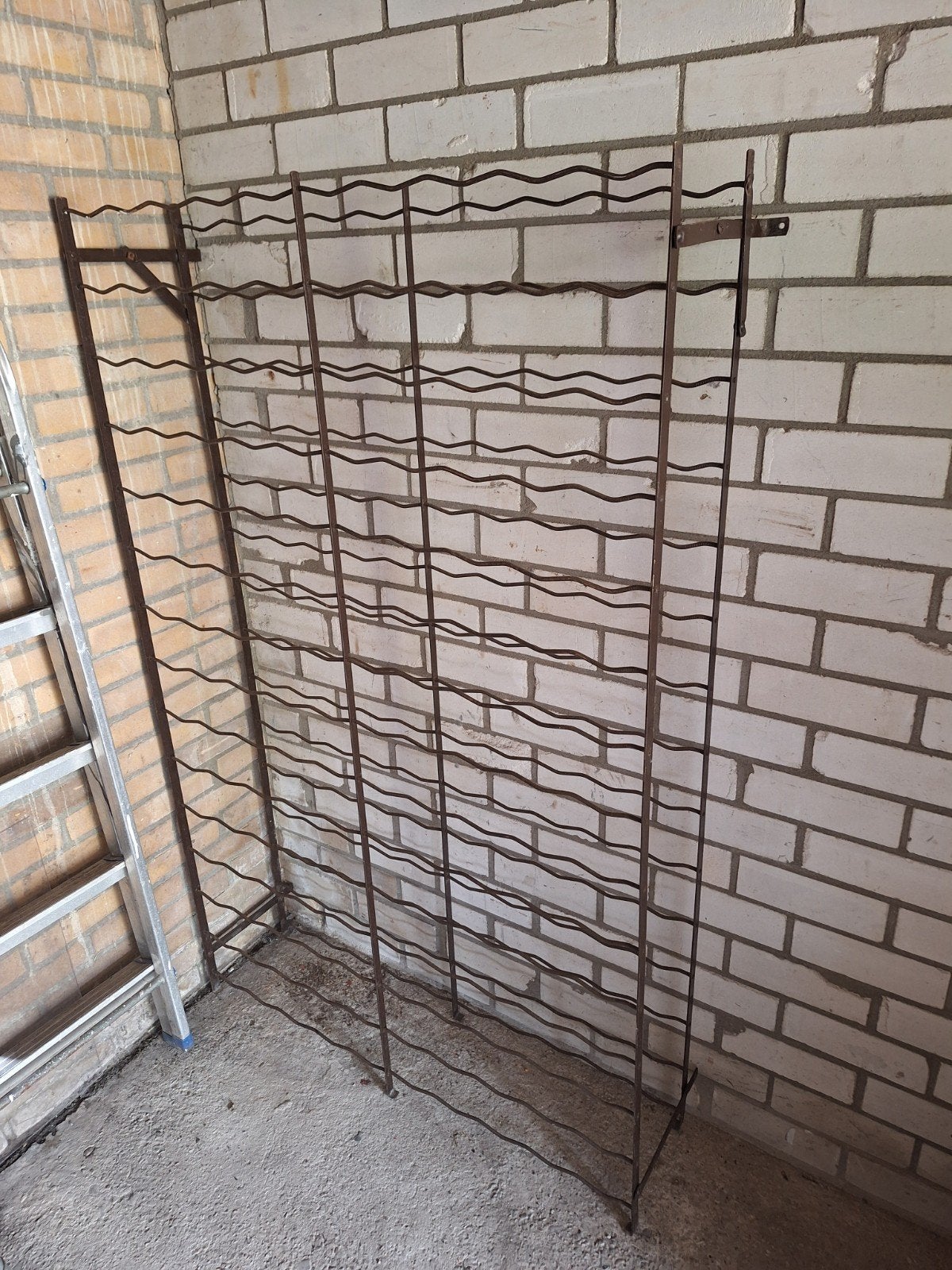 Wijnrek voor 150 flessen wijn, Huis en Inrichting, Woonaccessoires | Wijnrekken, Ophalen, Gebruikt, 25 flessen of meer, Metaal