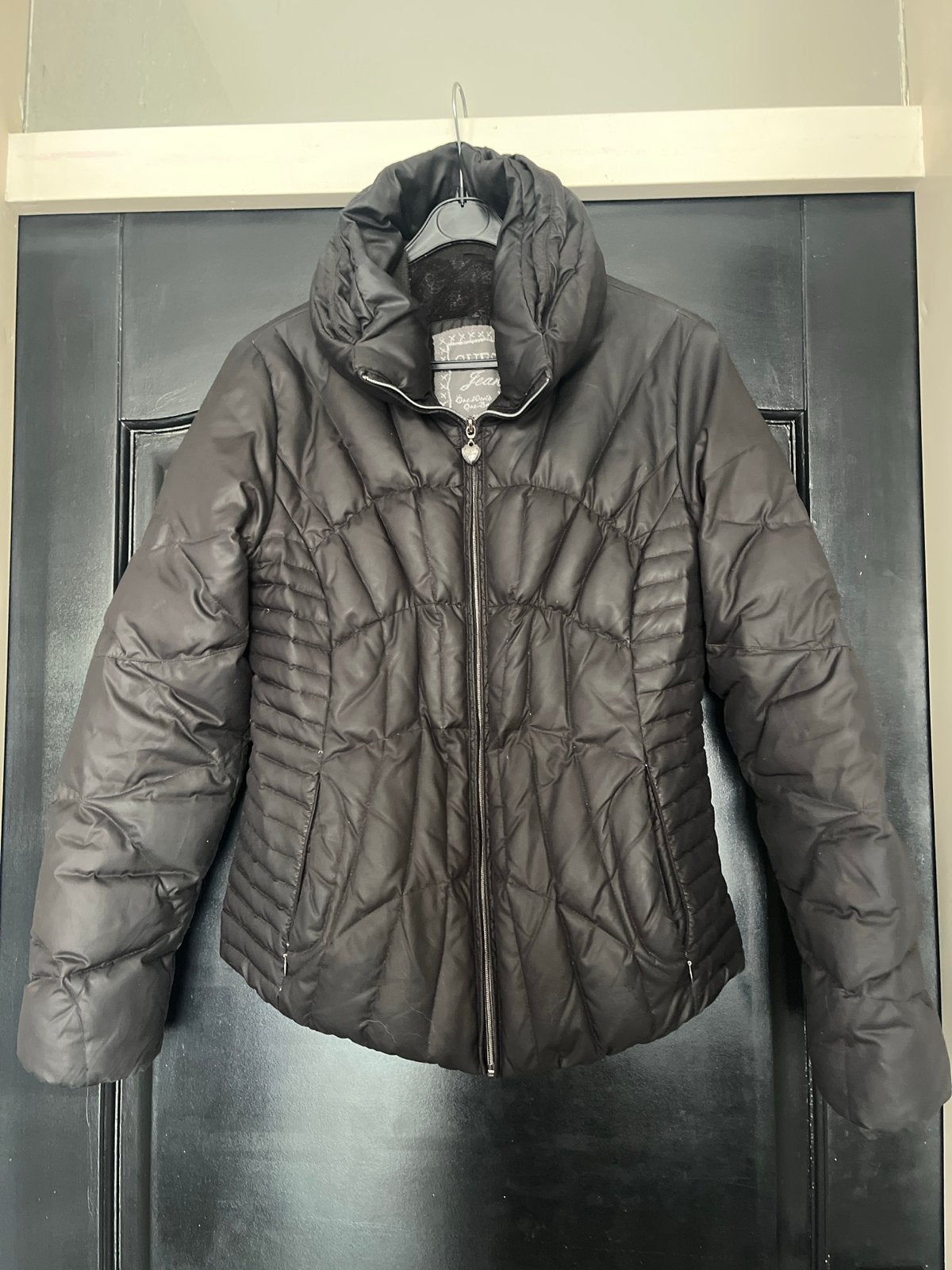 Guess Jeans gewatteerde jas - Maat S, Ophalen of Verzenden, Zo goed als nieuw, Maat 36 (S), Zwart