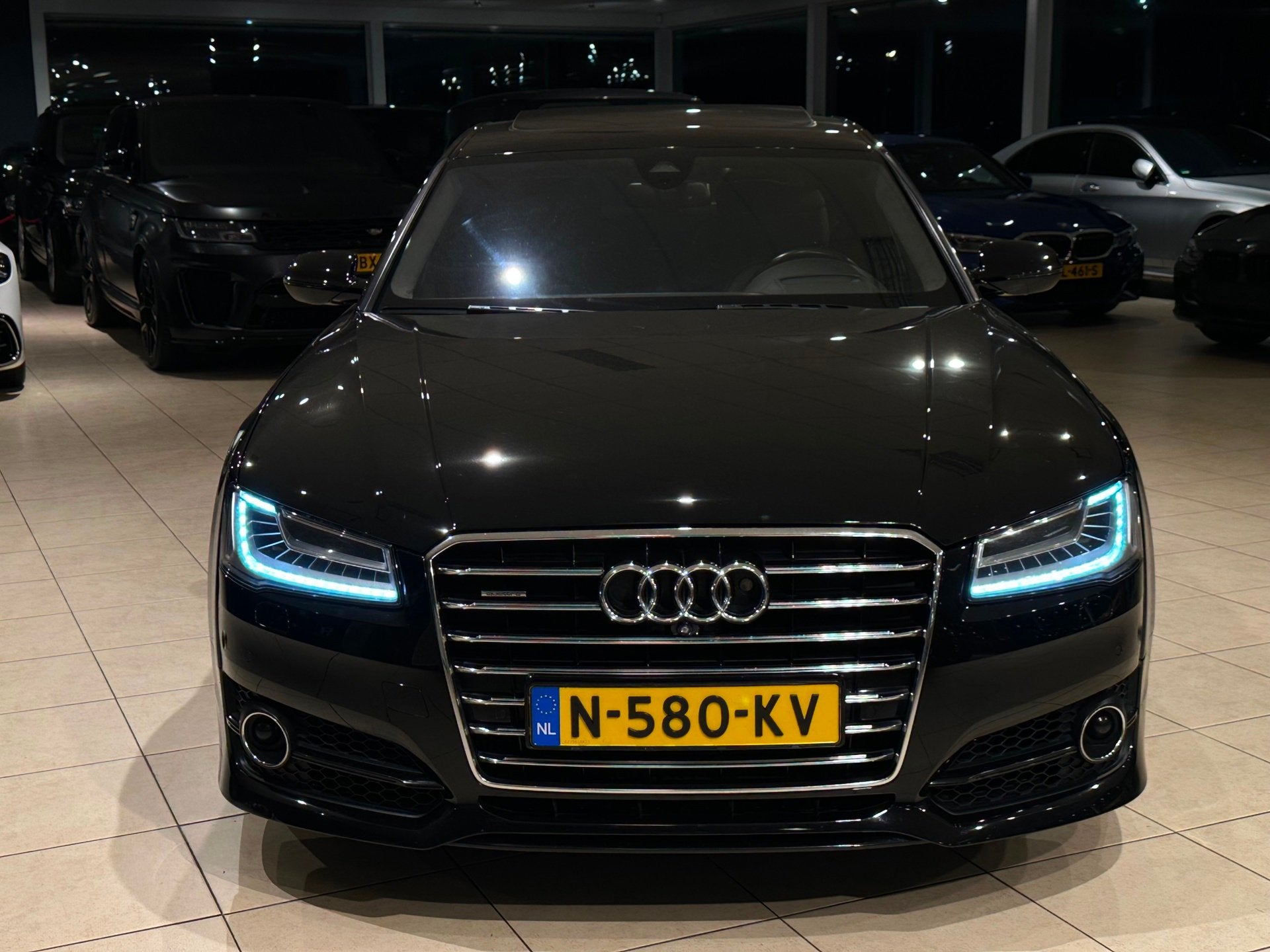 Audi A8 4.2 TDI Quattro Lang Pro Line+ Edition21 Audi Exclus, Auto's, Automaat, Gebruikt, Adaptive Cruise Control, 255 €/maand