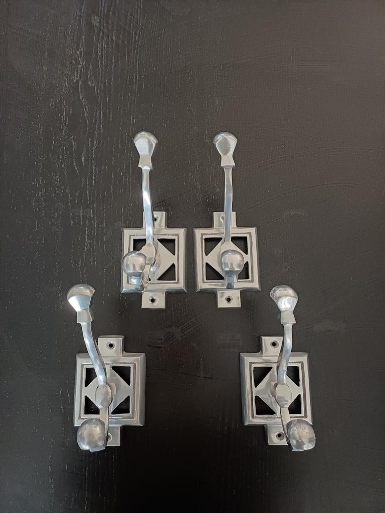 2 kapstok-en/of wandhaken, metaal, zilverkleurig, LOODS 5, Overige typen, Ophalen of Verzenden, Zo goed als nieuw, Minder dan 100 cm