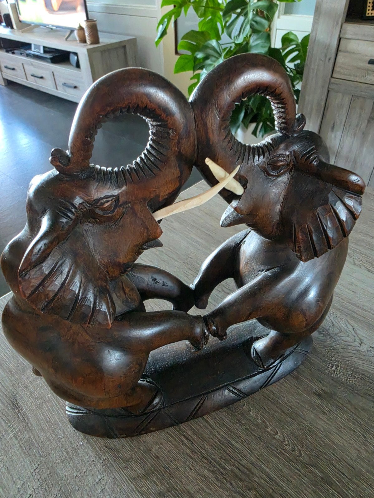 Houten olifantenbeeld - Afrikaanse stijl, Antiek en Kunst, Kunst | Beelden en Houtsnijwerken, Ophalen, 20 - 50 cm, Beeld, Hout