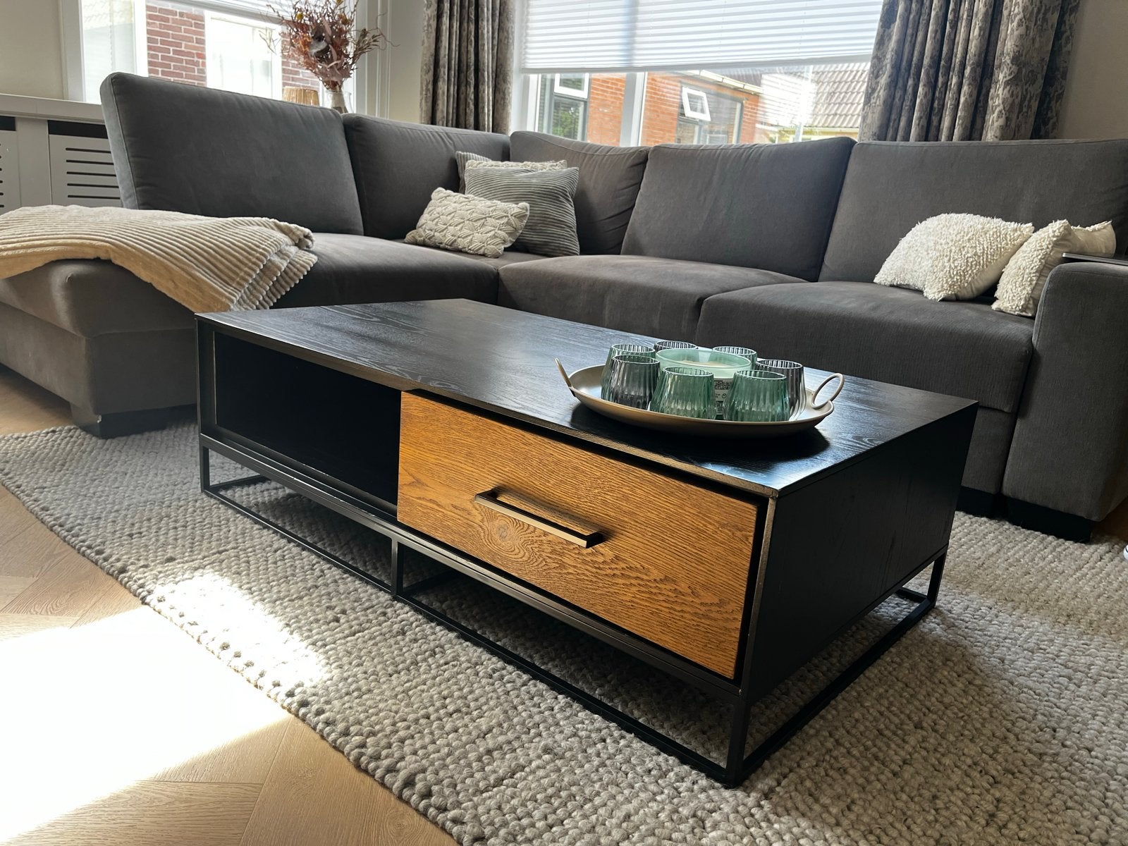 Salontafel zwart met houten lades - Pronto Vinito, Huis en Inrichting, Tafels | Salontafels, Ophalen, Gebruikt, 50 tot 100 cm