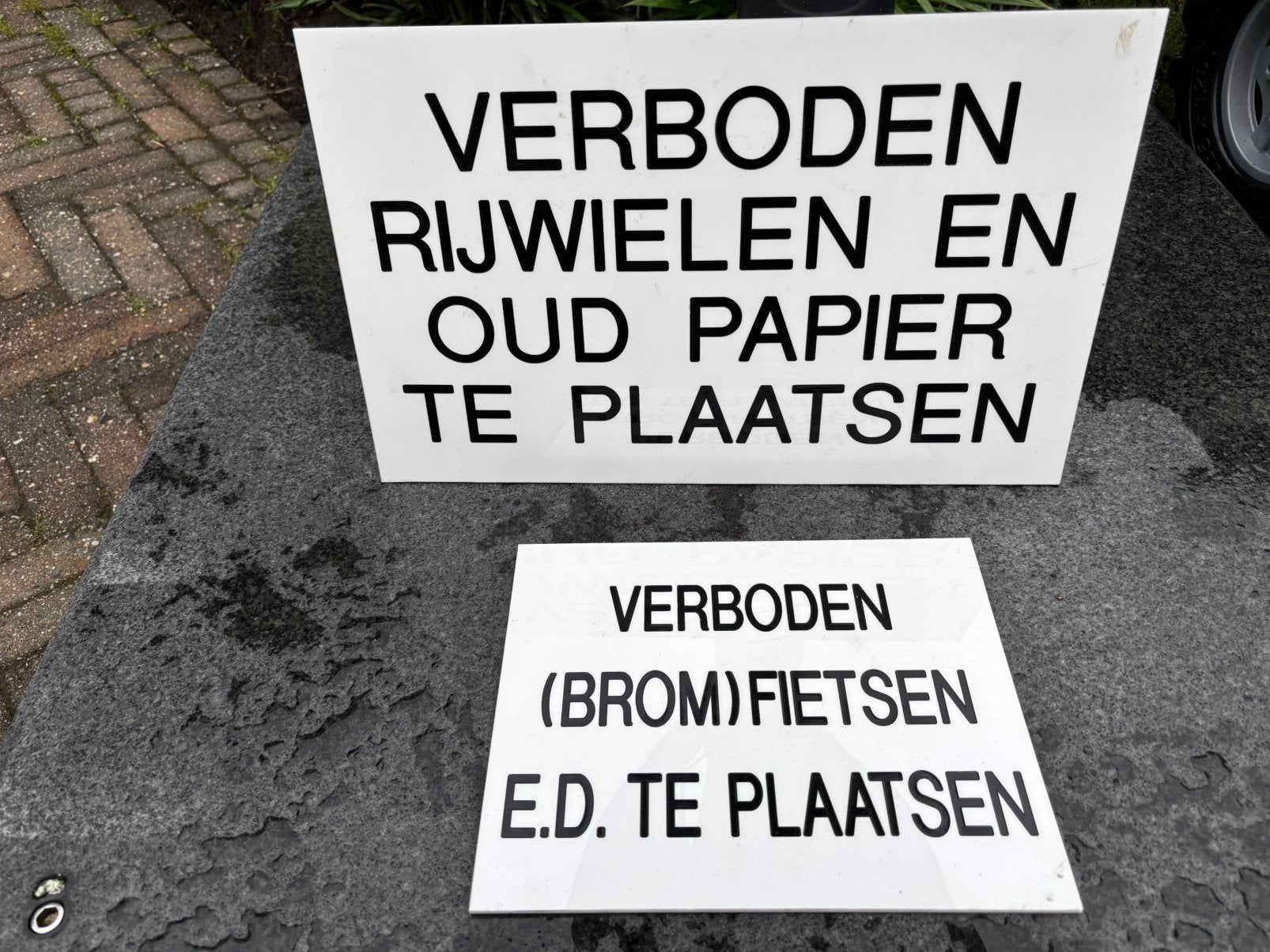 Verboden rijwielen bromfietsen., Ophalen of Verzenden