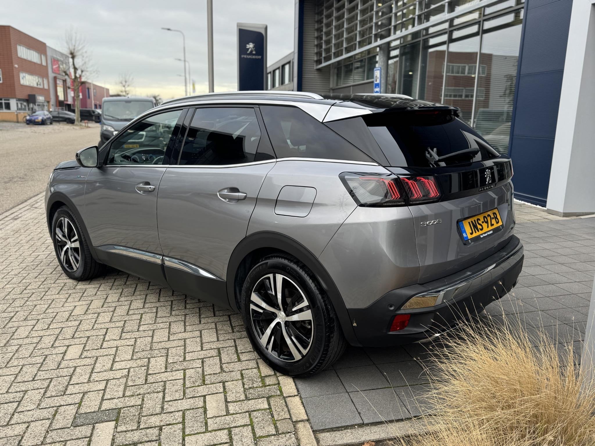 Peugeot 3008 1.6 HYbrid4 300 GT I Panoramadak l 4x4, Auto's, Peugeot, Automaat, 12 maanden, Euro 6, 4 cilinders