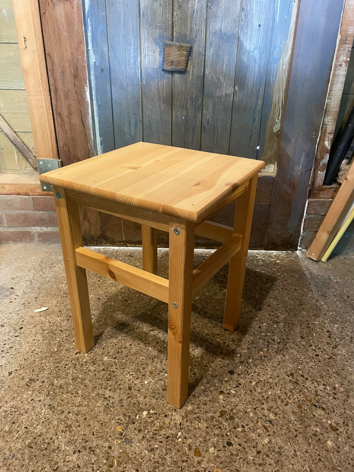 Houten kruk (ikea?), Ophalen of Verzenden, Gebruikt, Hout