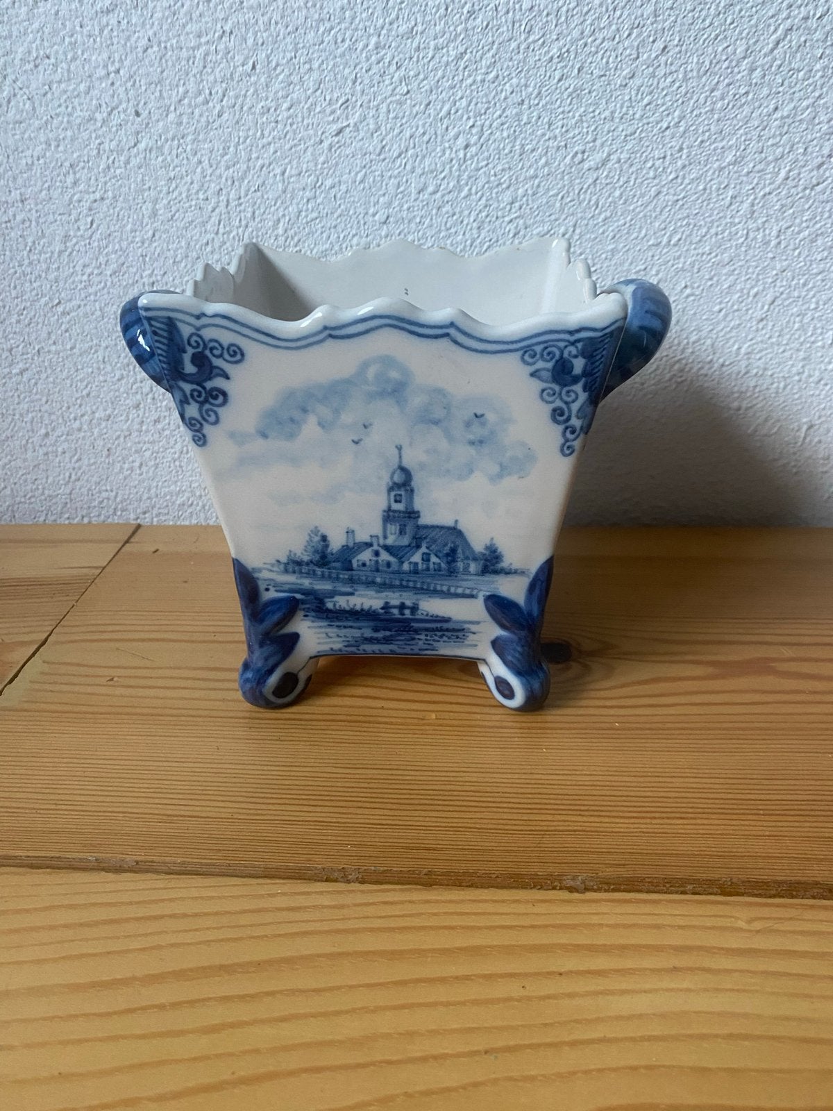 Makkum Tichelaar Delfts Blauw Bloempotje met Landschap, Antiek en Kunst, Antiek | Porselein, Ophalen of Verzenden