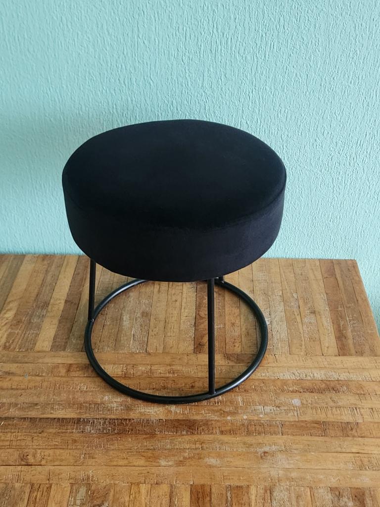 Zwart krukje 35cm hoog, Ophalen