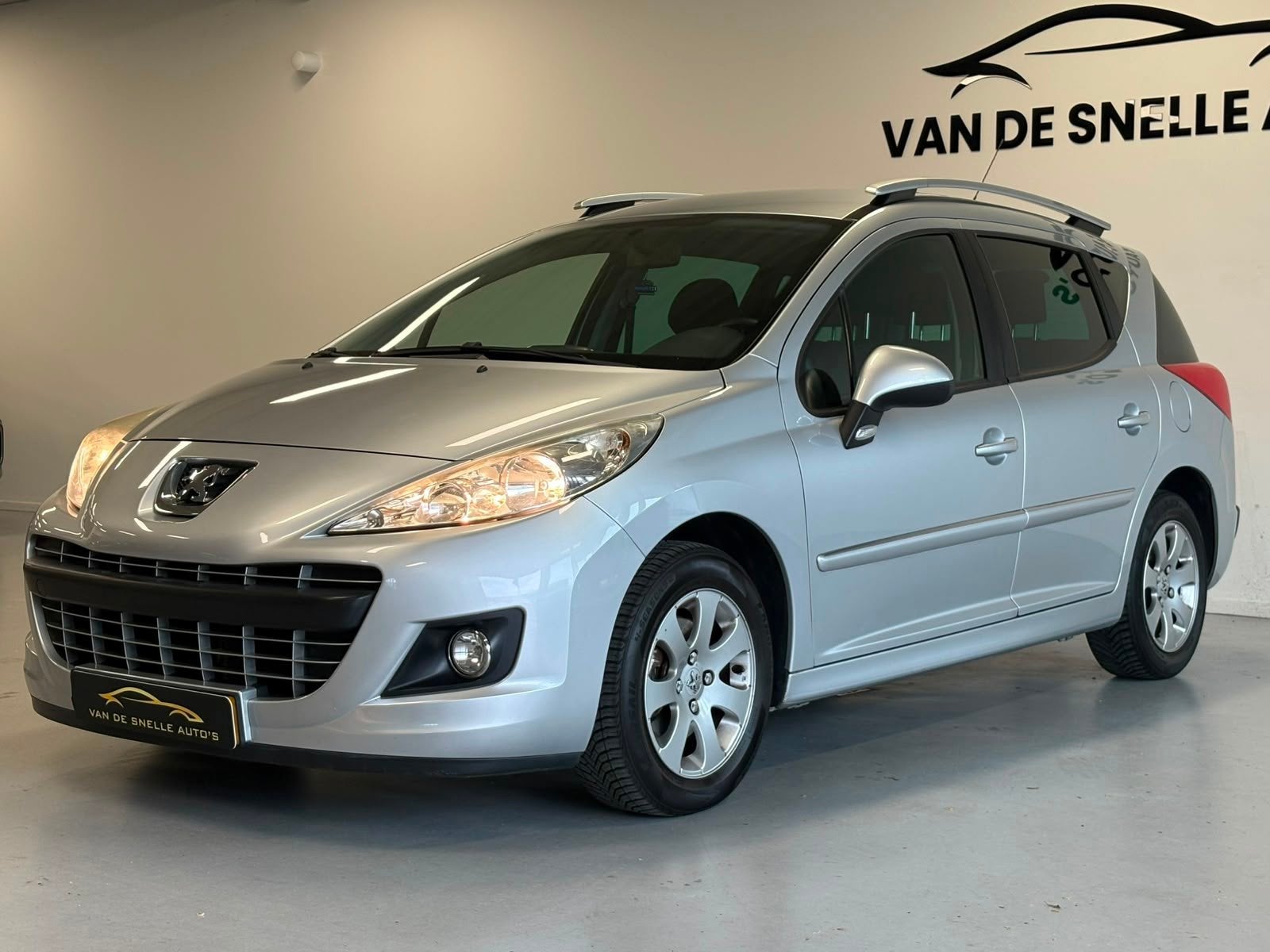 Peugeot 207 SW 1.6 VTi Sportium AIRCO/PDC/CRUISE/TREKHAAK, Voorwielaandrijving, Euro 5, Gebruikt, 4 cilinders