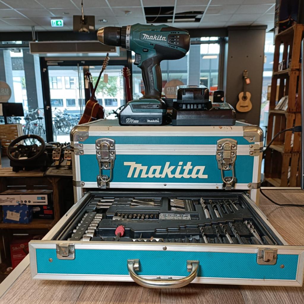 Makita DF457D Boormachine Toolbox set | Nette staat, Makita, Zo goed als nieuw, Support@makita.com, Makita Corporation, 3-11-8, Sumiyoshi-cho, 
Anjo, Aichi 446-8502
Japan