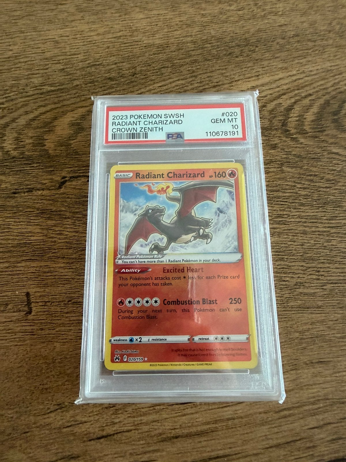 Radiant Charizard psa 10, Ophalen of Verzenden, Zo goed als nieuw