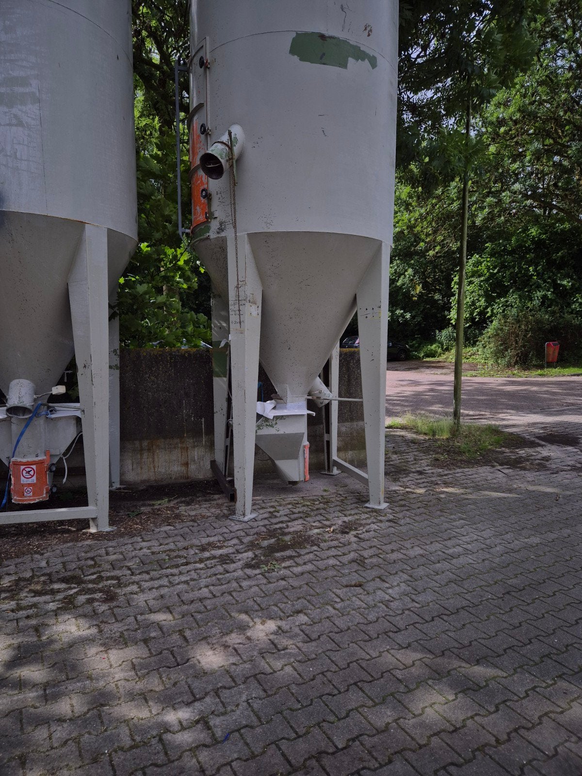 Silo.s met verticale vijzel., Ophalen of Verzenden