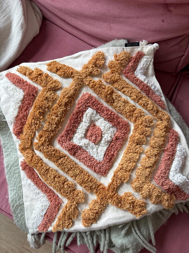 Decoratief Kussen met Kwastjes - Boheemse Stijl, Huis en Inrichting, Ophalen of Verzenden, Zo goed als nieuw, Overige kleuren