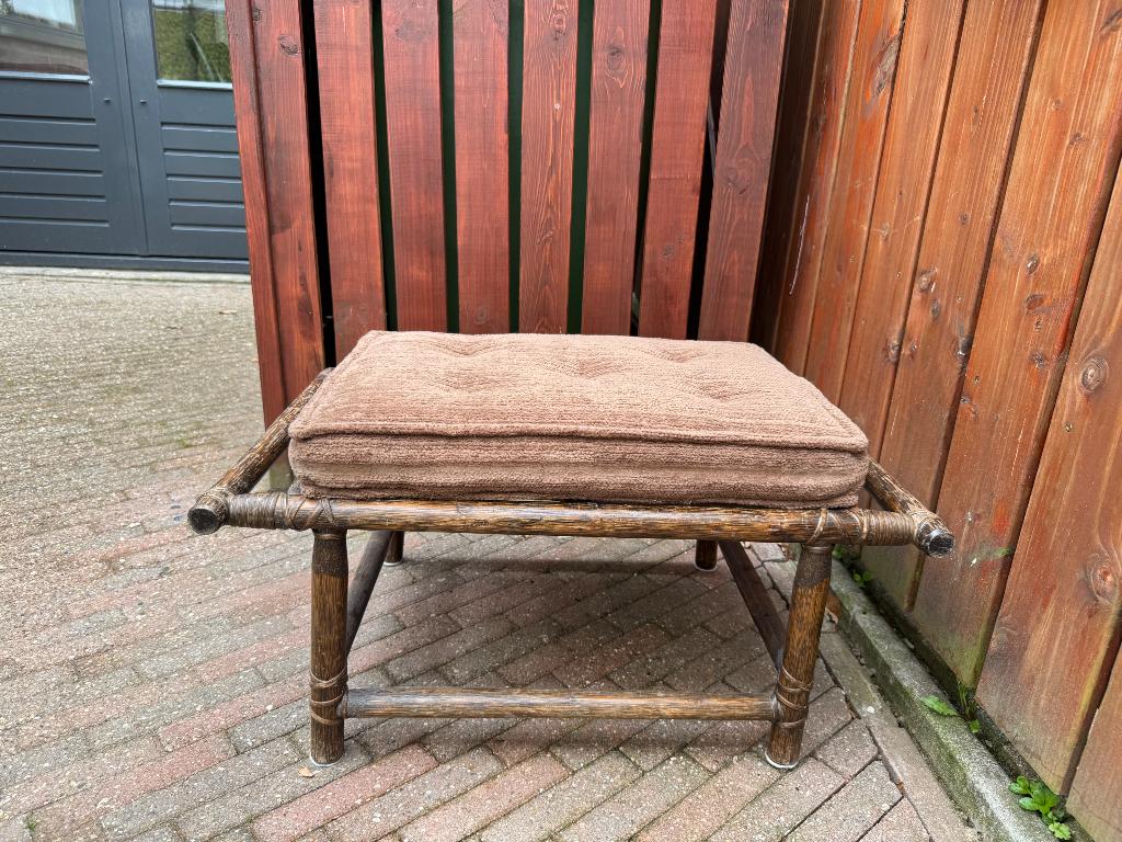 Voetenbankje / zitbankje, Huis en Inrichting, Banken | Voetenbanken en Poefen, Ophalen, Minder dan 50 cm, Gebruikt, 50 tot 75 cm