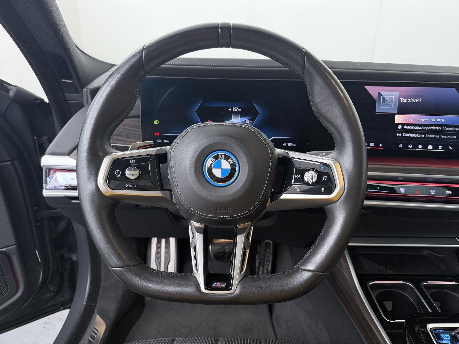 BMW i7 xDrive60 106 kWh | Bowers & Wilkins | Trekhaak | Mass, Auto's, Gebruikt, Zwart, 624 km, 137 €/maand