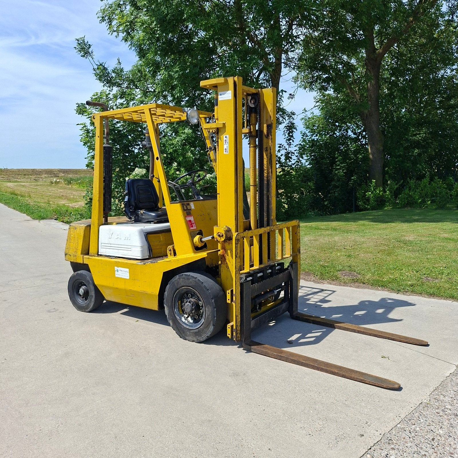 Te koop : nette heftruck 2.5 ton diesel ( Isuzu ) sideshift, Diesel, Heftruck, Ophalen of Verzenden, 1000 tot 2000 kg