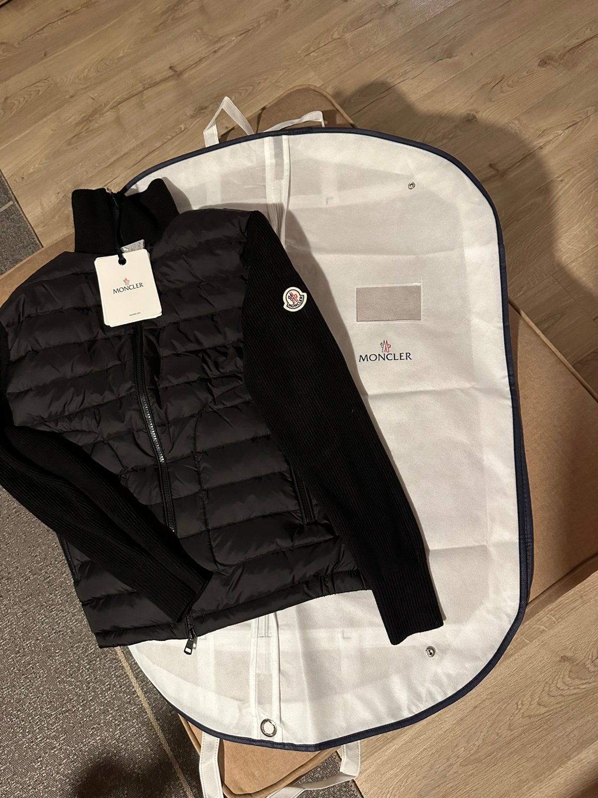 Moncler Tussen jack!, Ophalen of Verzenden, Zo goed als nieuw