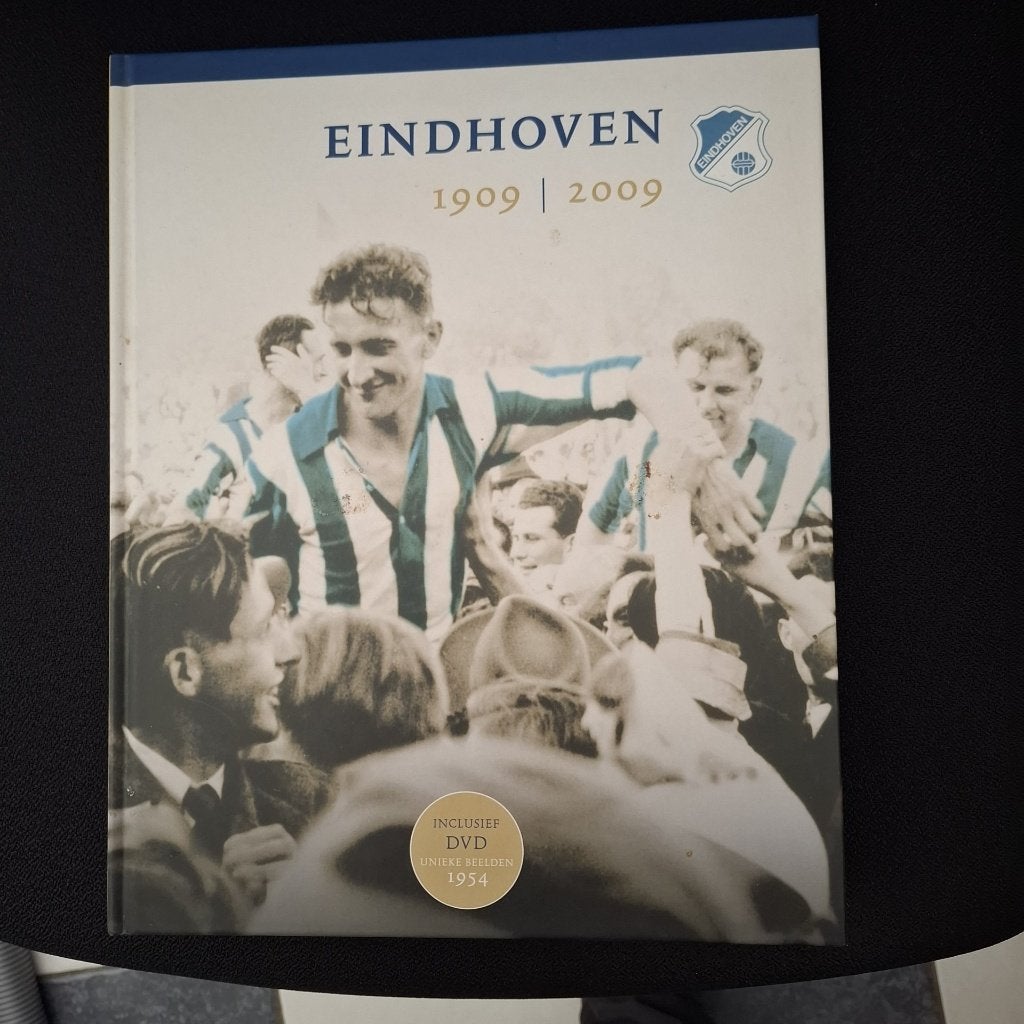FC EINDHOVEN 100 JAAR ALS NIEUW!!, Ophalen of Verzenden, Zo goed als nieuw, Balsport