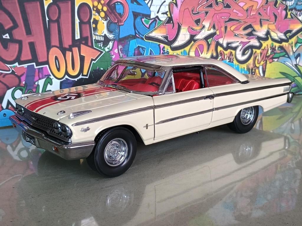 Ford Galaxie 500XL Lightweight Sunstar 1/18 --NIEUWSTAAT--, Ophalen of Verzenden, Zo goed als nieuw, Overige merken