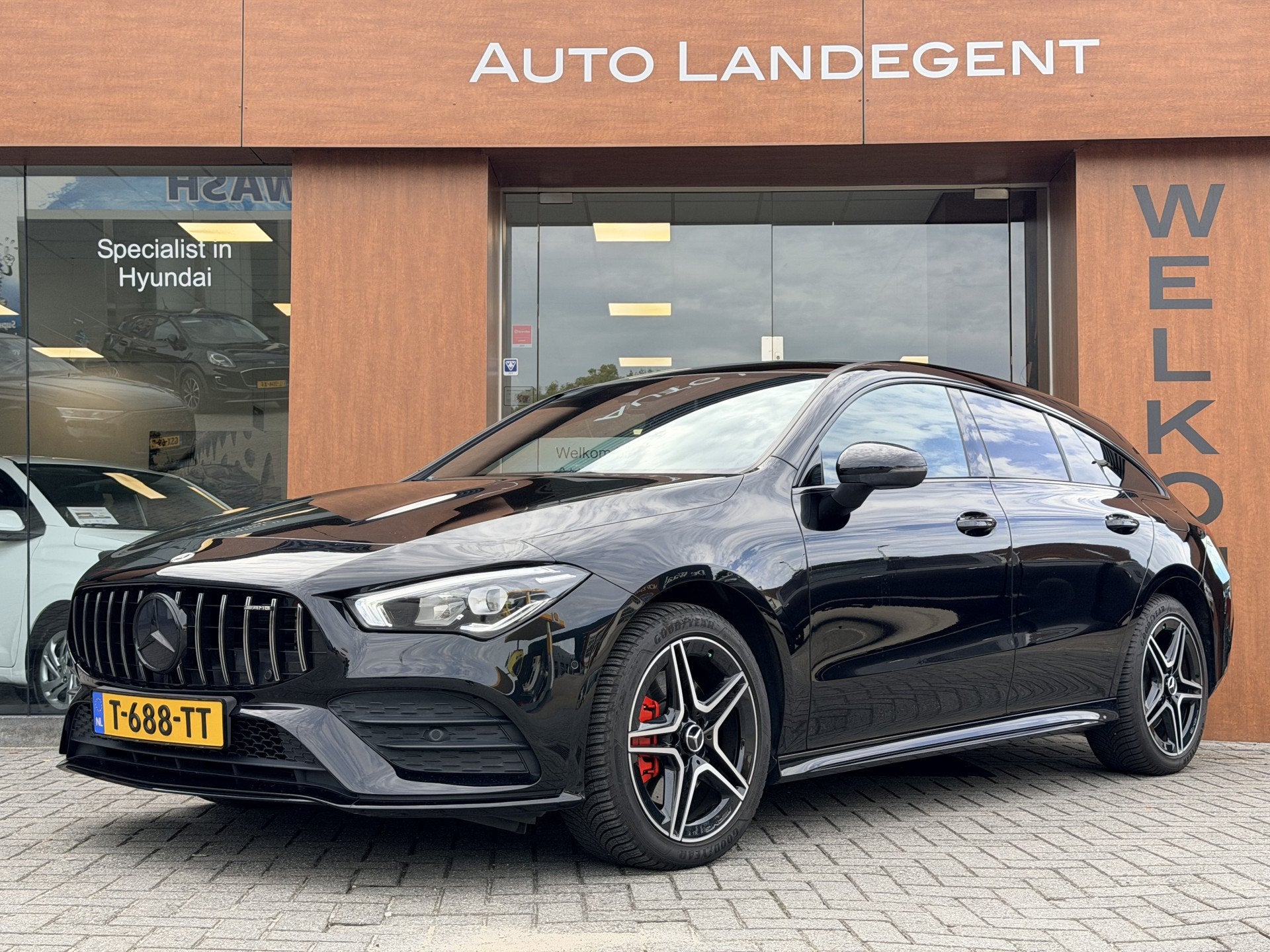 Mercedes-Benz CLA-Klasse Shooting Brake 250 e Business Solut, Auto's, Gebruikt, 4 cilinders, 1650 kg, Alcantara
