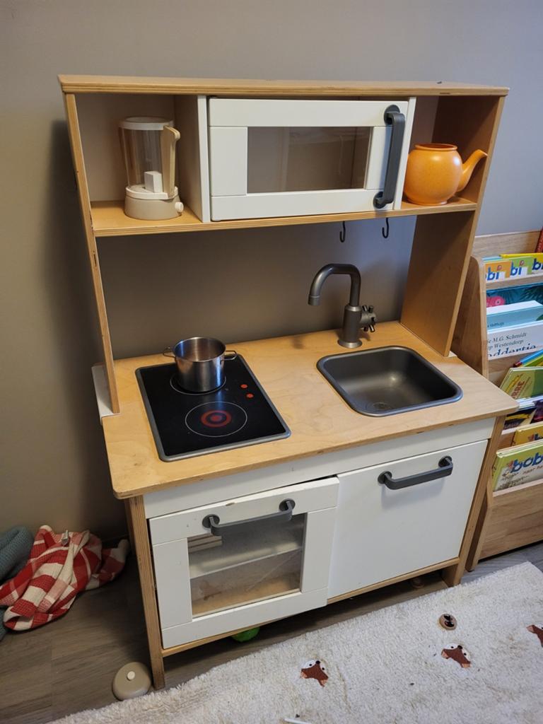 Leuke IKEA speelkeuken met speelgoed, Ophalen, Gebruikt, Hout, Speelkeuken