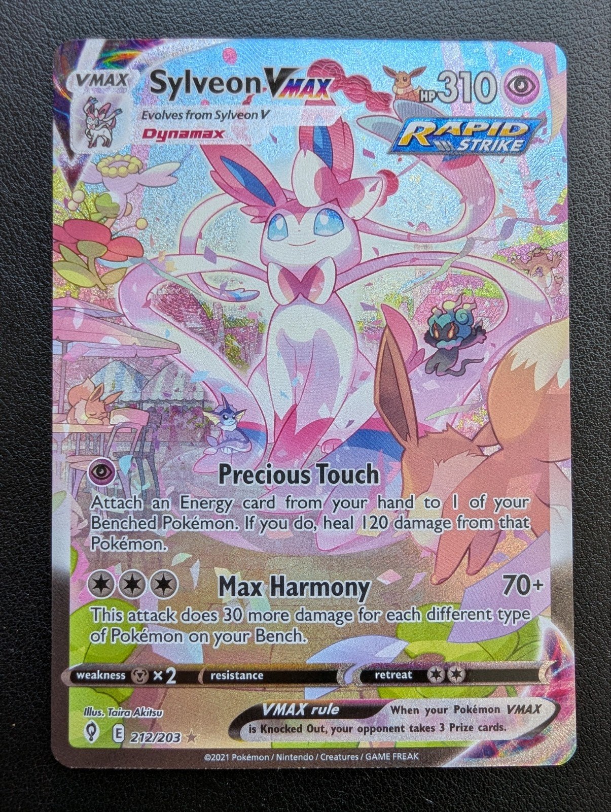 Sylveon VMAX 212/203 - Evolving Skies Pokémon Kaart, Hobby en Vrije tijd, Ophalen of Verzenden, Zo goed als nieuw, Losse kaart