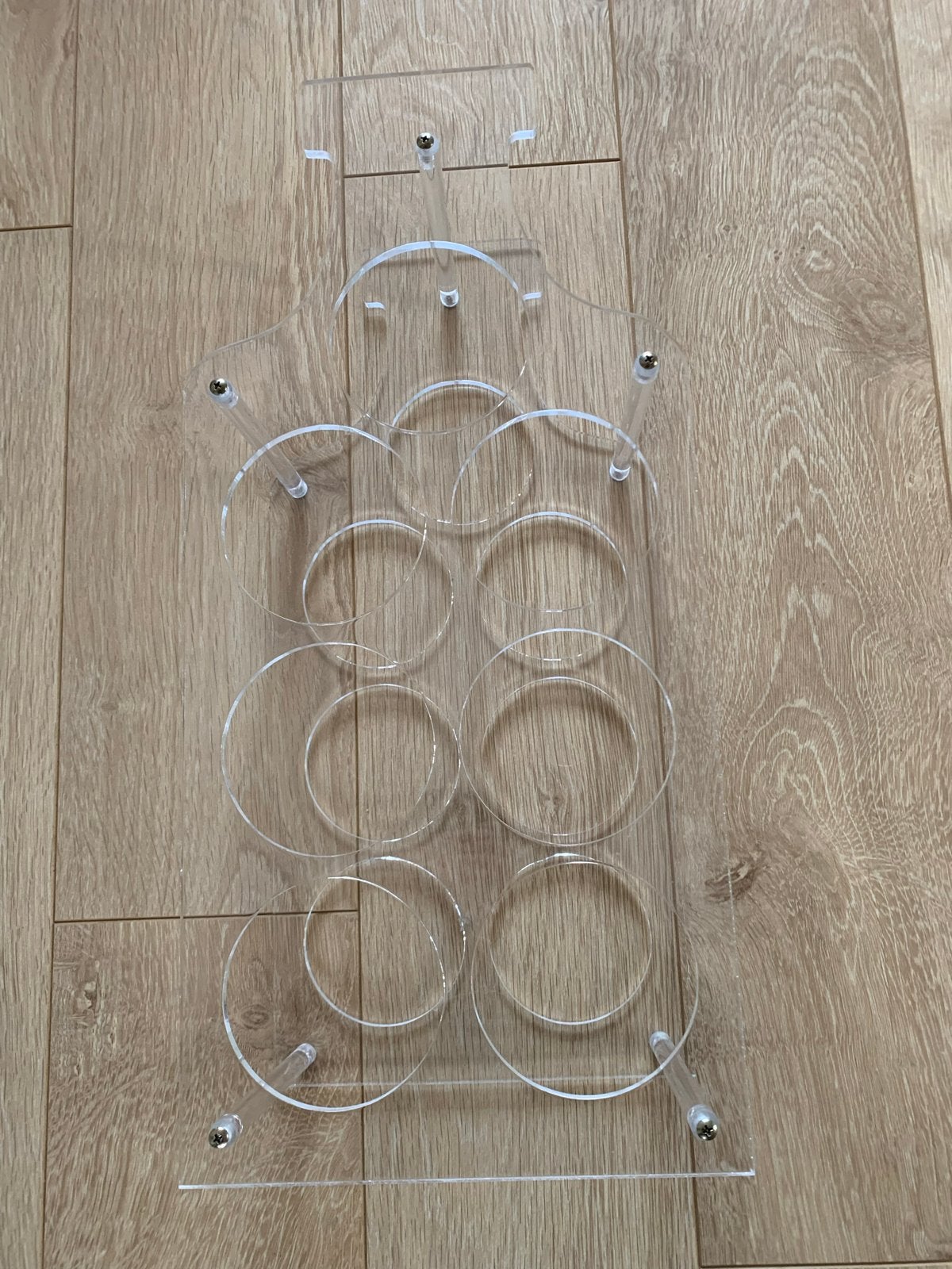 Transparant Acryl Wijnrek - Ruimte voor 7 Flessen, Ophalen, 50 – 75, Kunststof, 5 tot 15 flessen