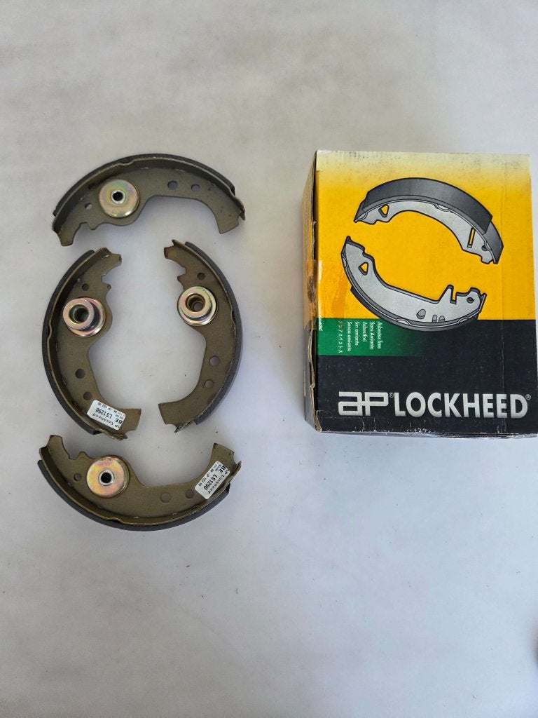 Set Remschoenen Abarth Fiat Lancia Nissan Seat  Zastava, Niet ingevuld, Niet ingevuld, Ophalen of Verzenden, Overige automerken