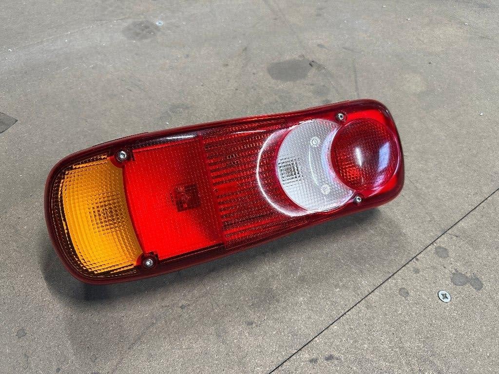 Nieuw! Achterlicht/achterlamp PSA rechts, Ophalen, Nieuw, Opel