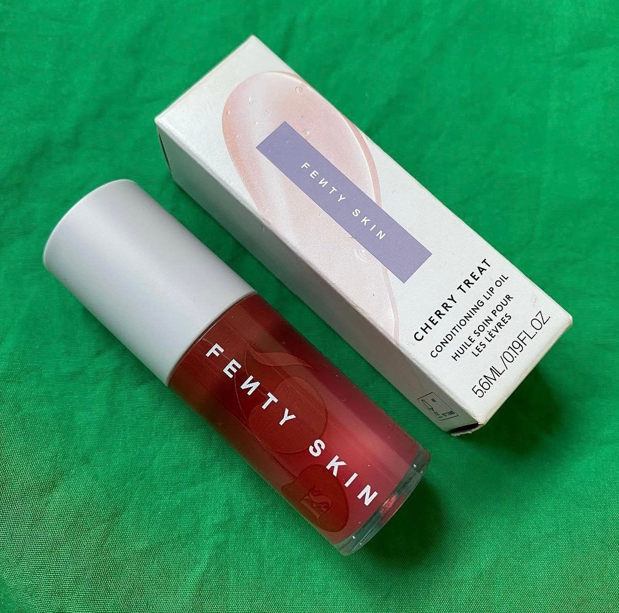 Fenty skin cherry treat conditioning lip oil, Lippen, Nieuw, Ophalen of Verzenden, Make-up
