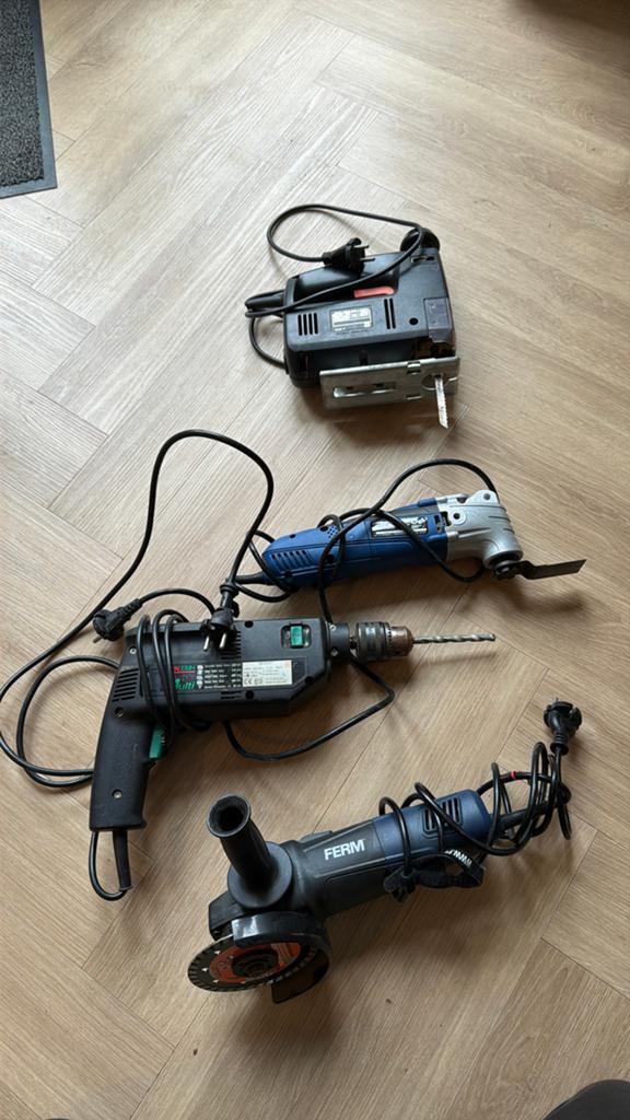 Gereedschapspakket: Boormachine, Slijptol, Zaag & Meer, Ophalen, Gebruikt