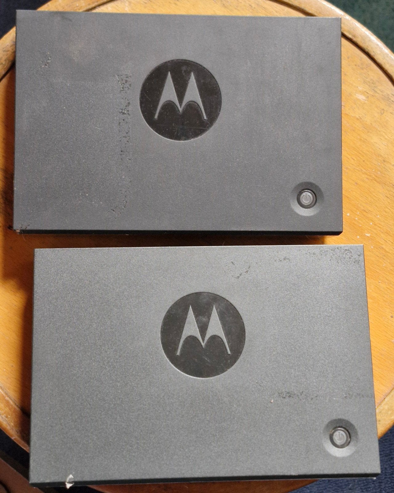 Motorola VIP1853 Decoders (2 stuks) met adapters, Ophalen of Verzenden, Gebruikt, Decoder