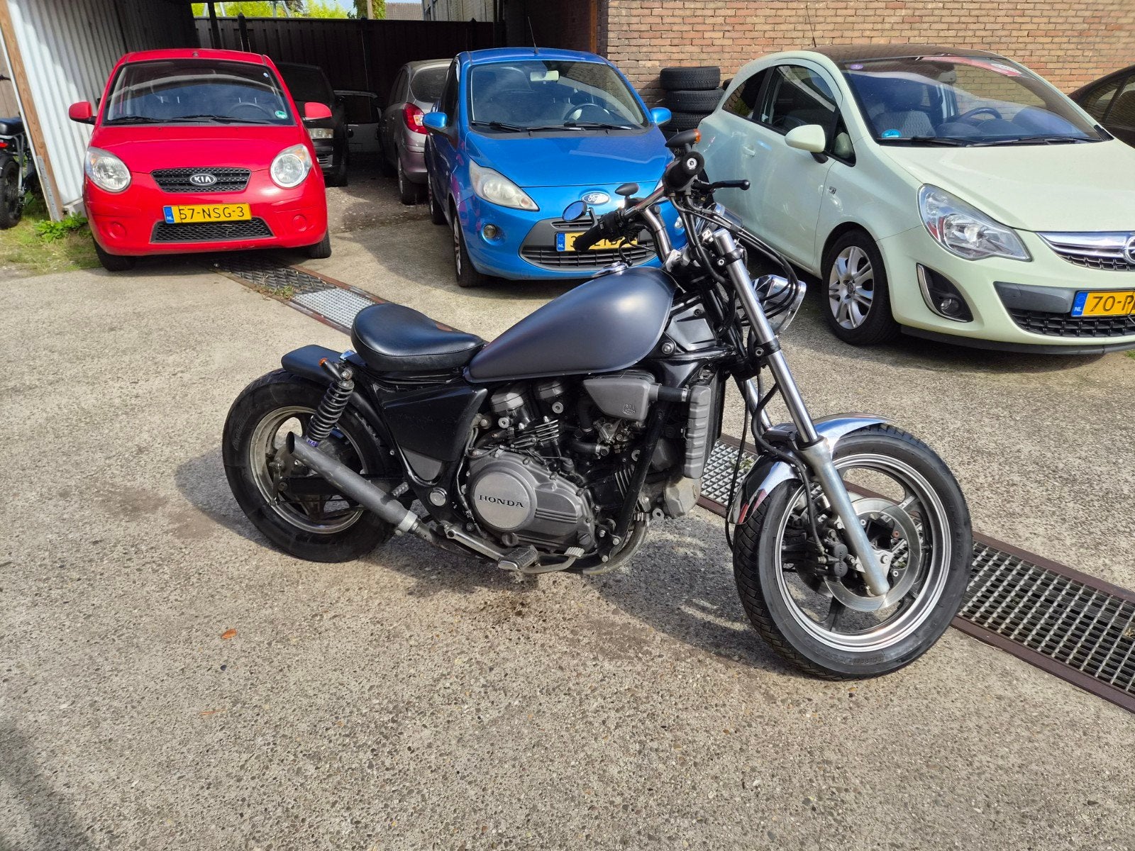 Honda Vf 700 magna Chopper - 59.000 km, Motoren, 2 cilinders, Gebruikt, Particulier, Meer dan 35 kW