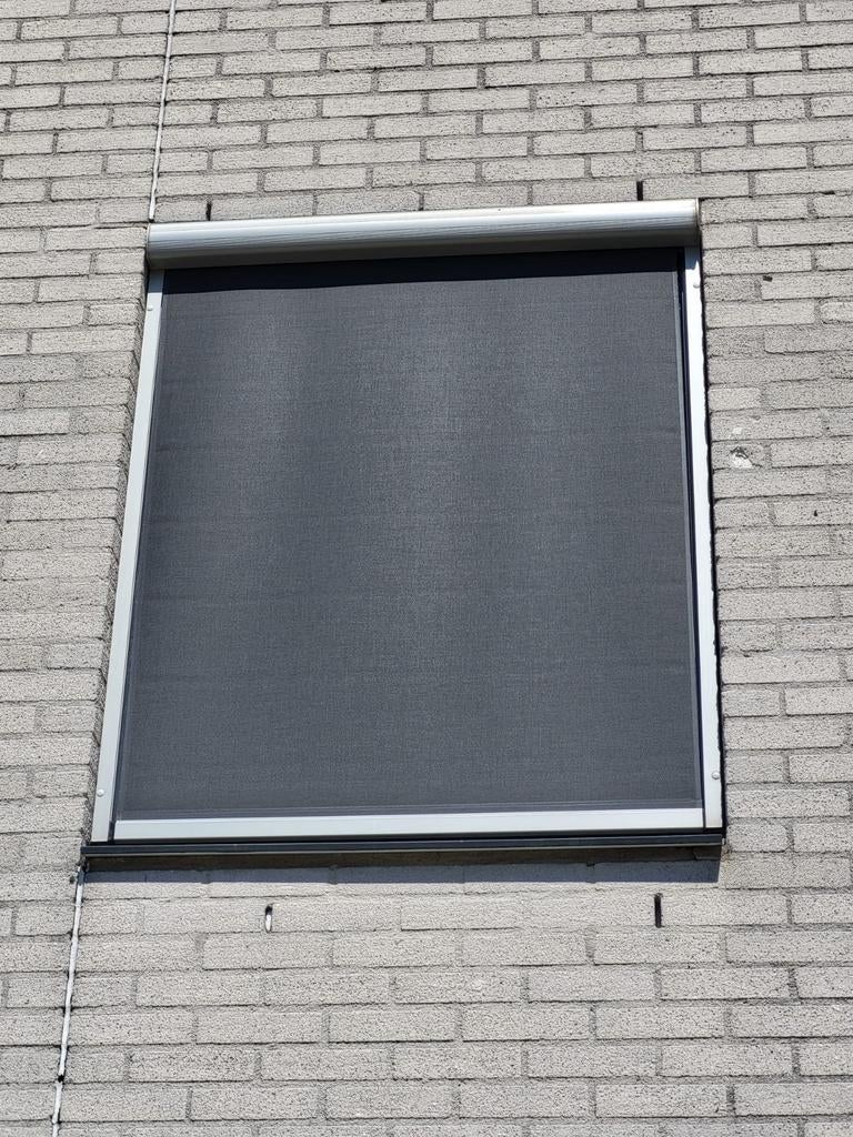 2 zonneschermen/ screens (bandopwinder). In goede staat, Tuin en Terras, Zonneschermen, Minder dan 150 cm, Ophalen, Gebruikt, Screen