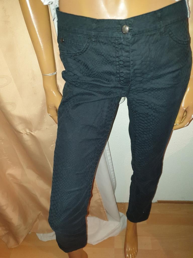 Zwarte broek met slangenprint van taifun maat 36, Kleding | Dames, Ophalen of Verzenden, Zo goed als nieuw, Taifun, Maat 36 (S)