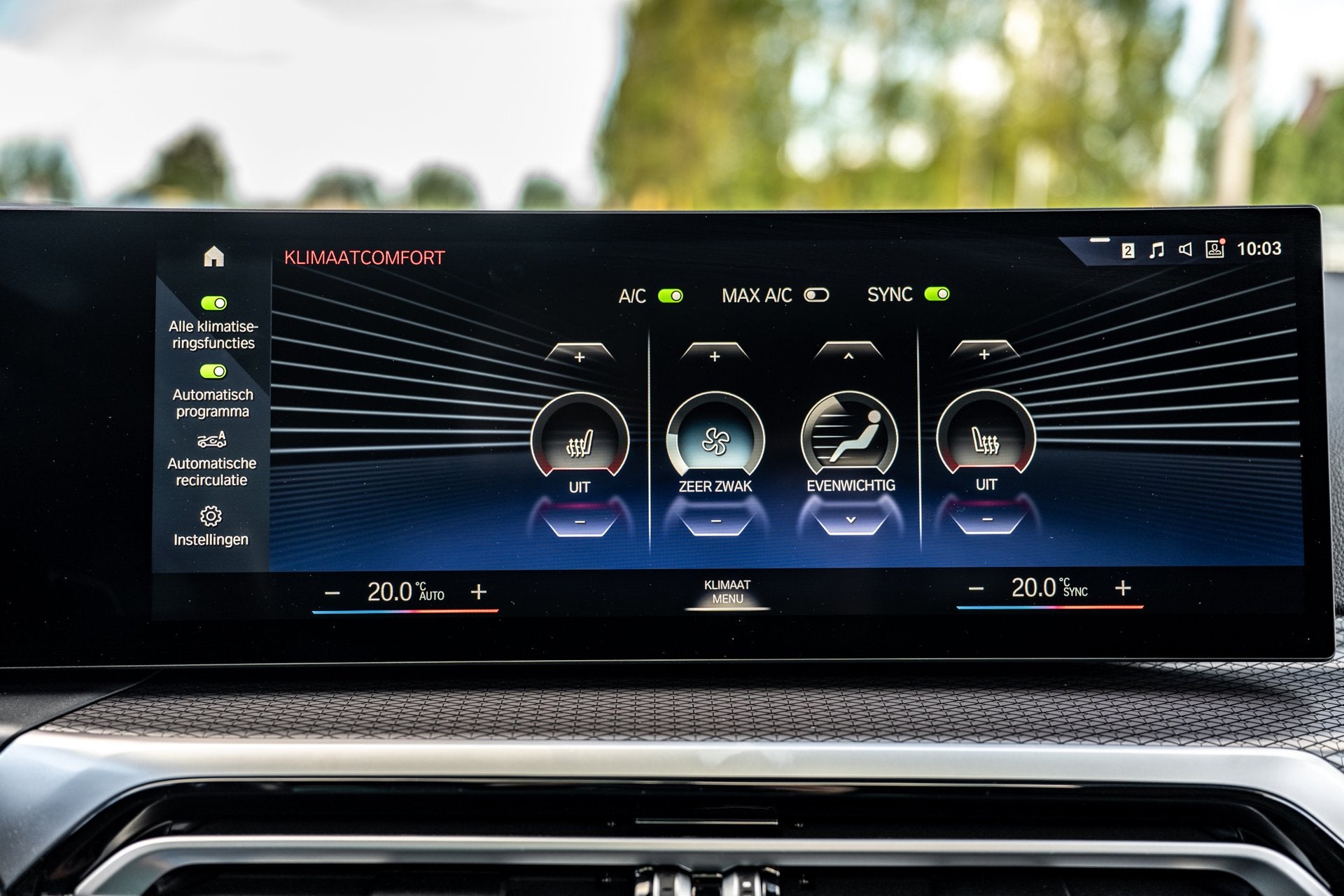 Foto 14 van BMW 3-serie Touring 330e Pano/M-Sport/HUD/Trekhaak
