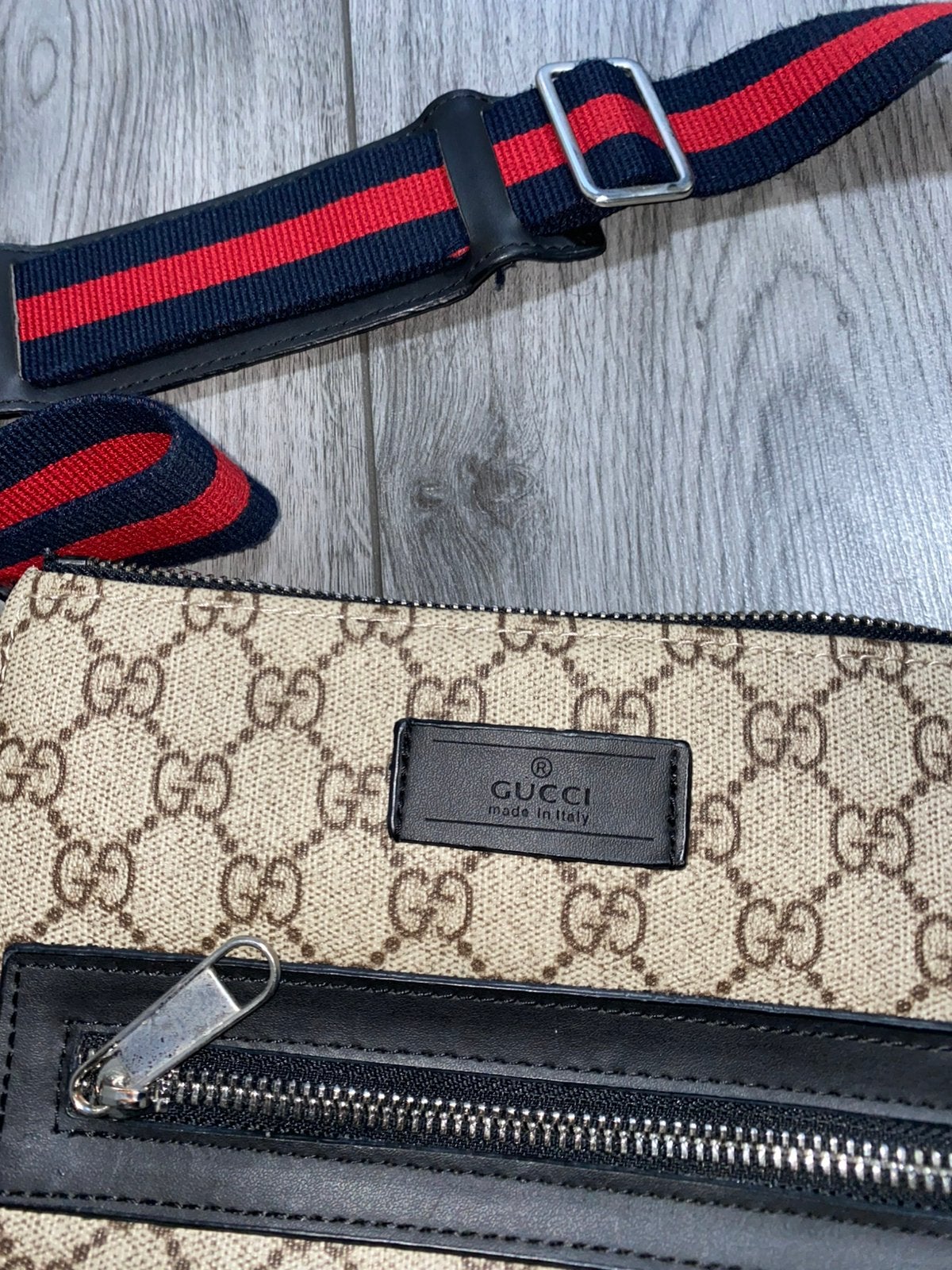 Gucci Schoudertas, Sieraden, Tassen en Uiterlijk, Tassen | Schoudertassen, Ophalen of Verzenden, Zo goed als nieuw, Beige, Overige merken