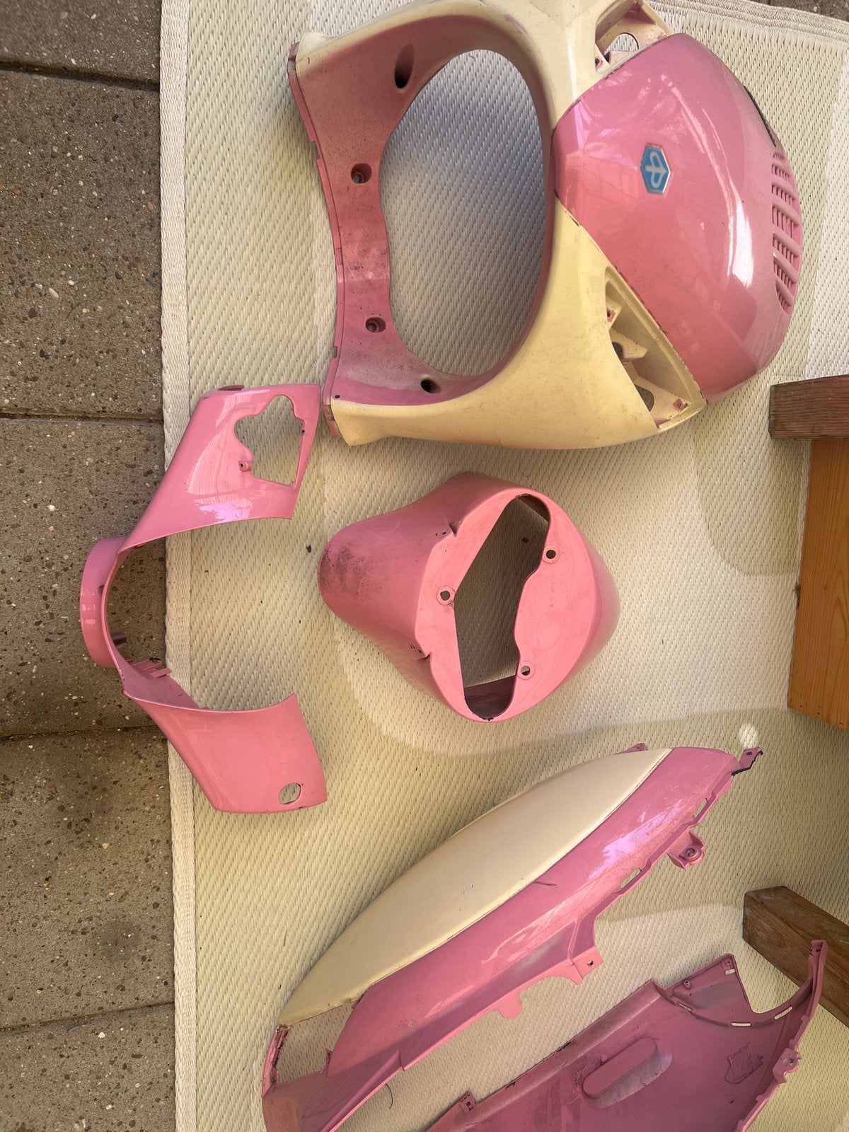 Gratis Roze Piaggio Zip Kappen Set - Gebruikt, Ophalen of Verzenden, Gebruikt, Kap, Piaggio