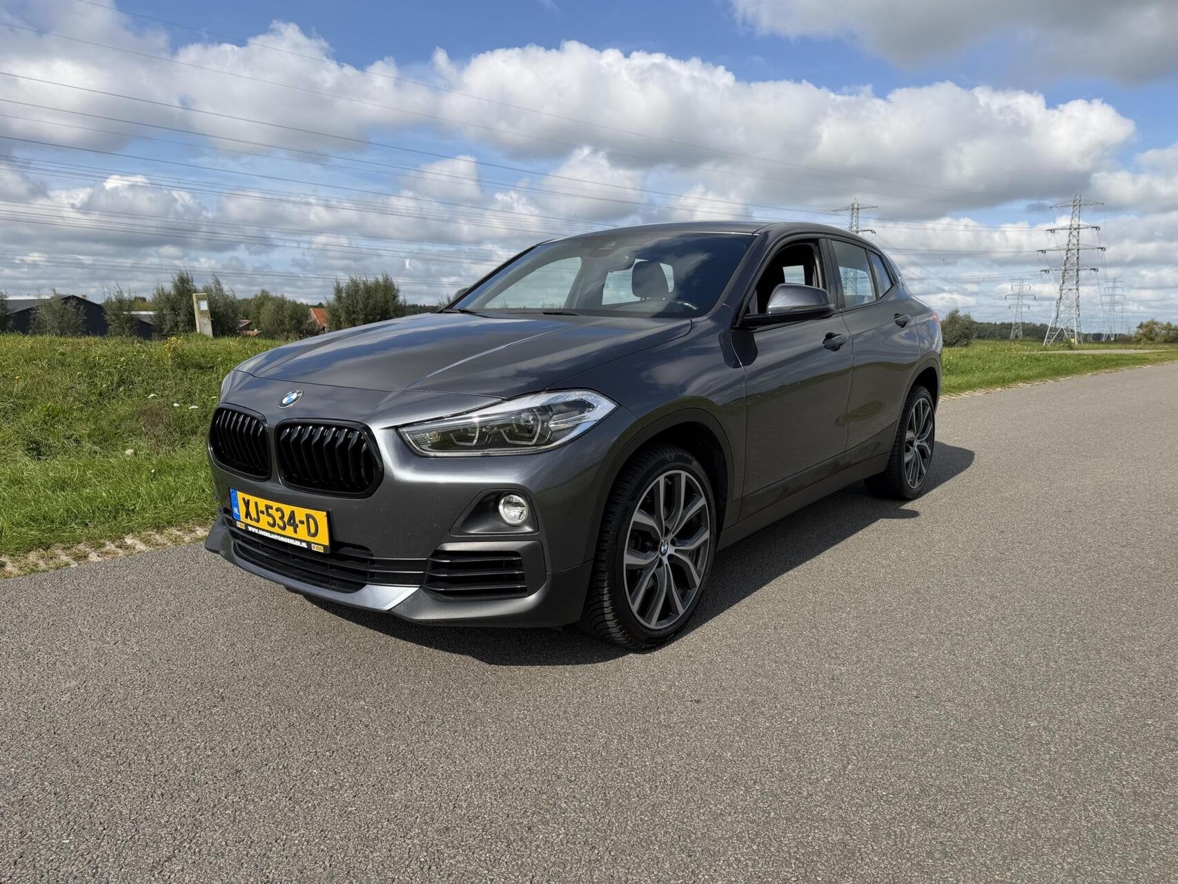 BMW X2 sDrive18i autom led clima navi cruise lmv 104,410km, Gebruikt, Euro 6, Met garantie (alle), Automatische klimaatregeling