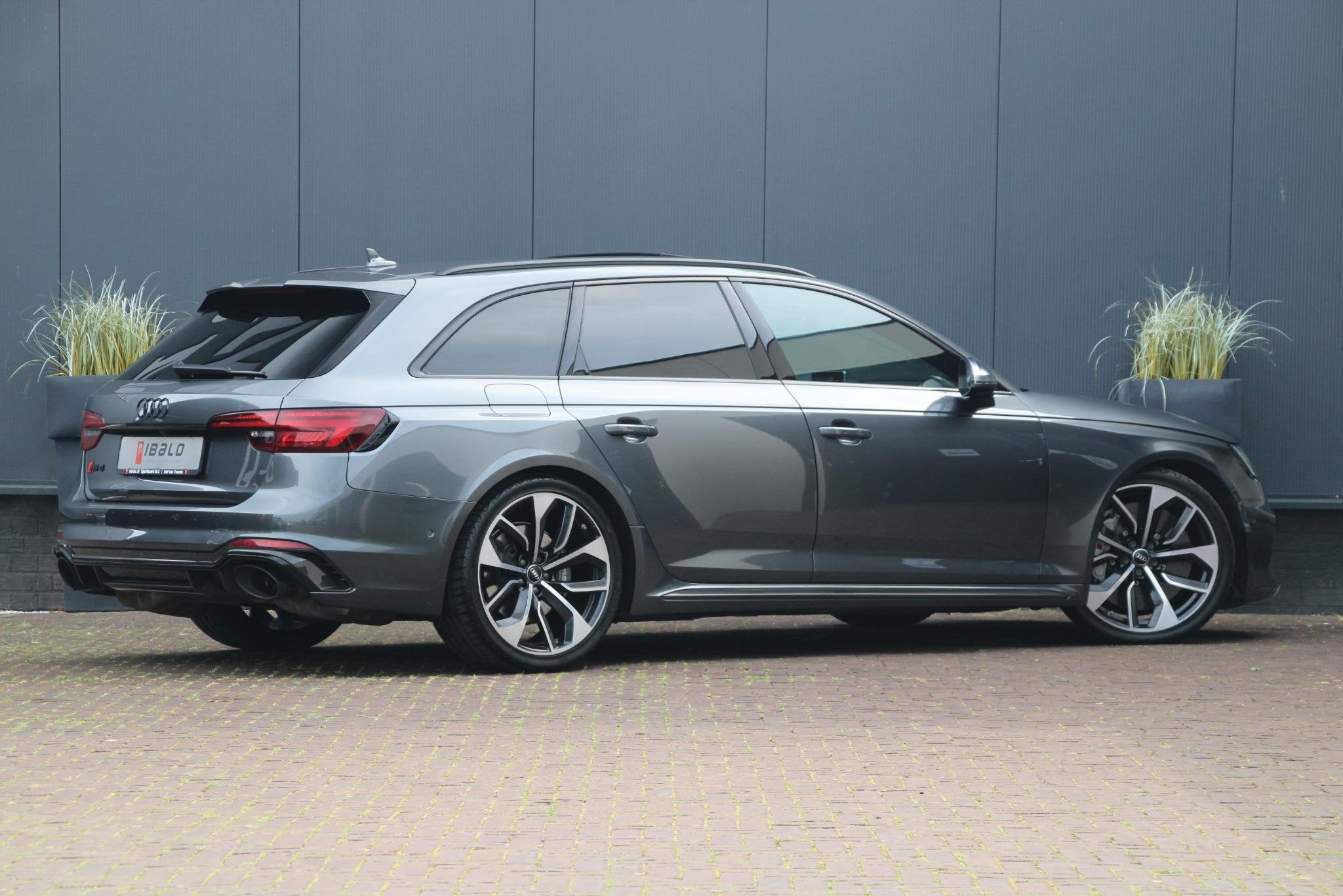 Audi RS4 Avant 2.9 TFSI quattro | Keramisch | HUD | B&O | Ca, Auto's, Audi, Automaat, Gebruikt, Parkeerassistent, Vierwielaandrijving