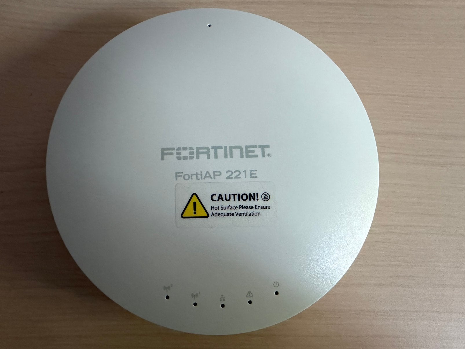 Fortinet FortiAP 231E, Computers en Software, Ophalen of Verzenden, Zo goed als nieuw
