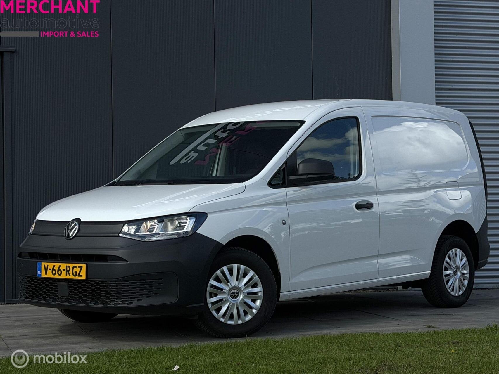 Volkswagen Caddy Cargo|ACC|Handgeschakeld |102PK 2.0 TDI|, Auto's, Voorwielaandrijving, Stof, Gebruikt, Zwart
