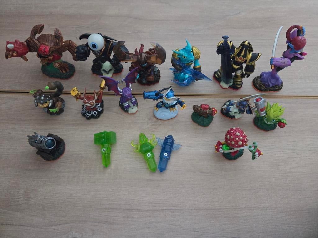 Skylanders Figuren, Portals en Spellen - Zo goed als nieuw, Verzenden