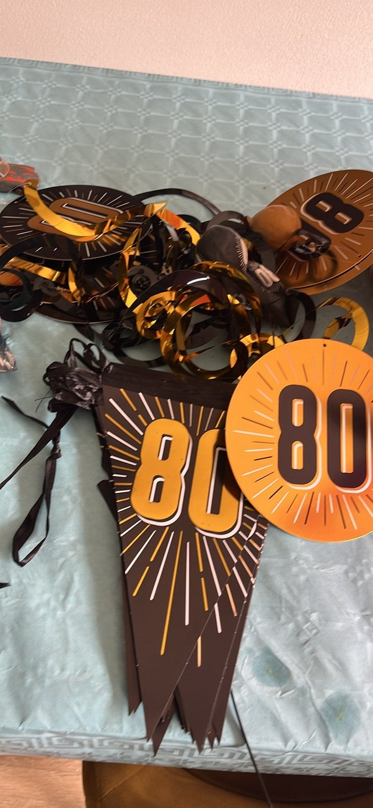 Gratis slingers 80 jaar verjaardag, Ophalen, Zo goed als nieuw, Versiering, Verjaardag