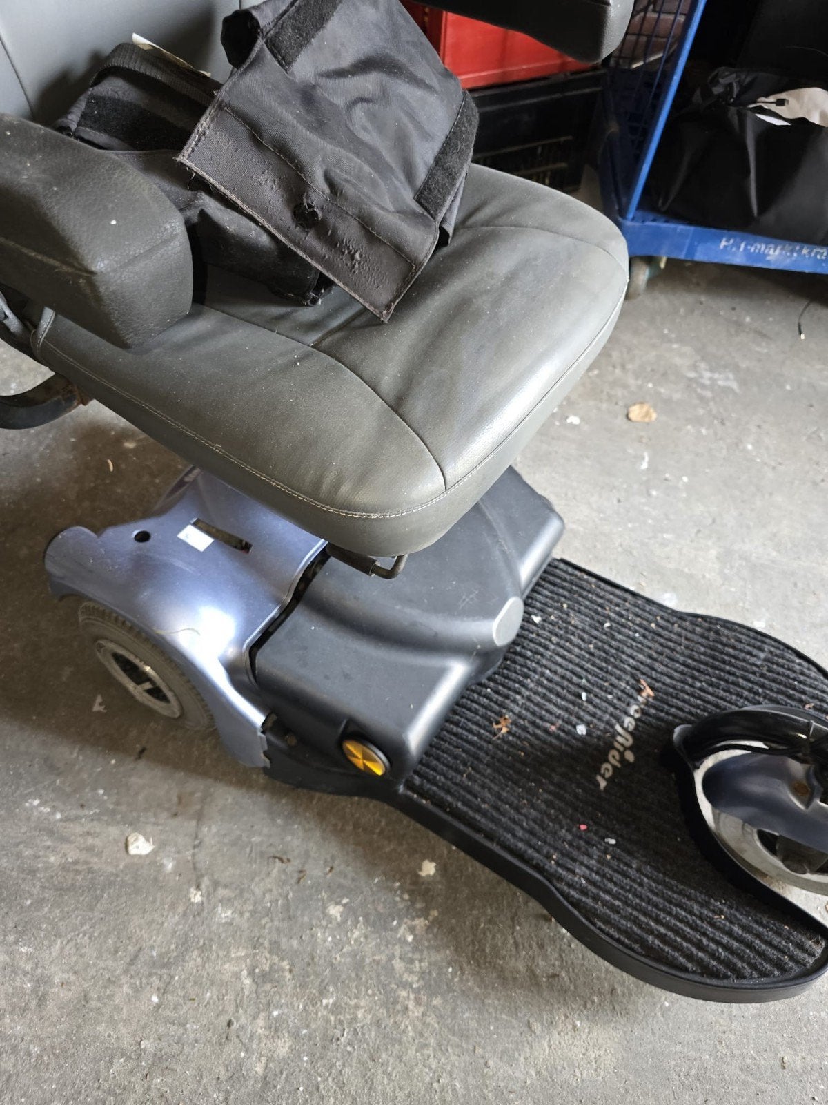 Freerider scootmobiel, Ophalen