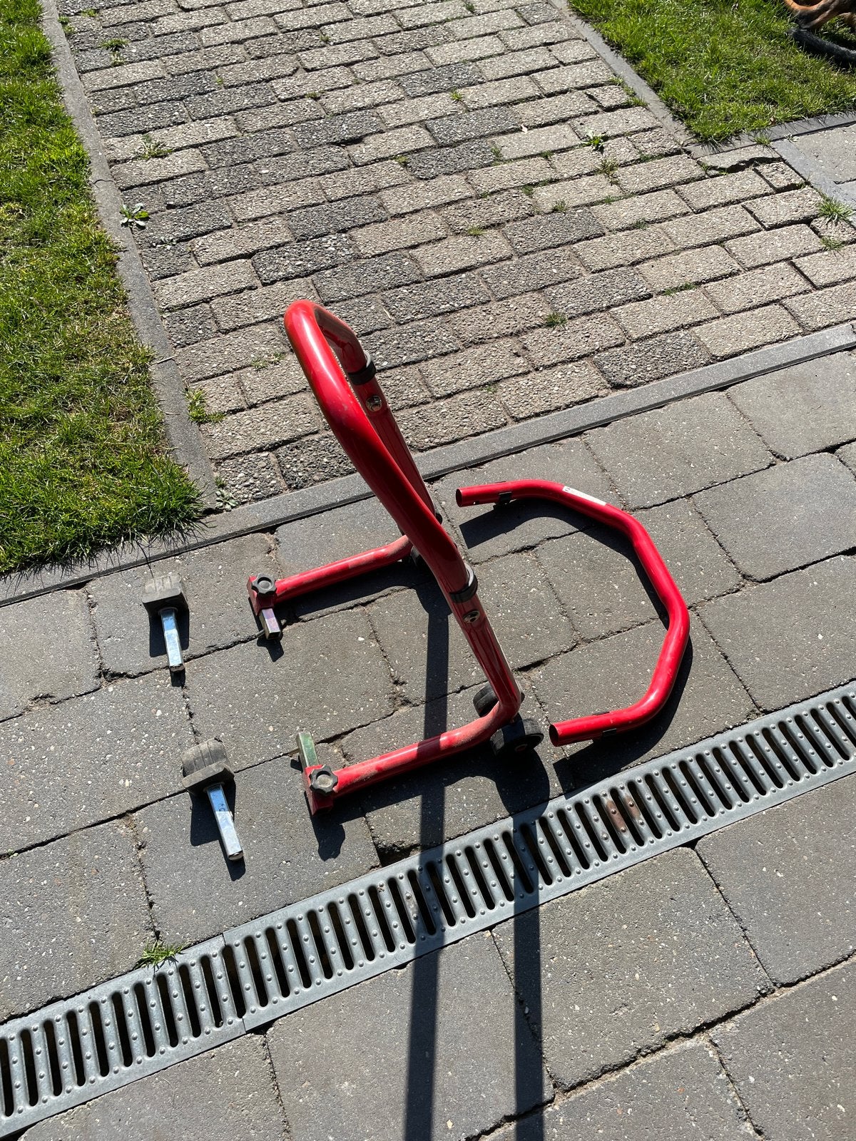 Voor elk aannemelijk bod Paddock standaard voor en/of achter, Ophalen, Gebruikt