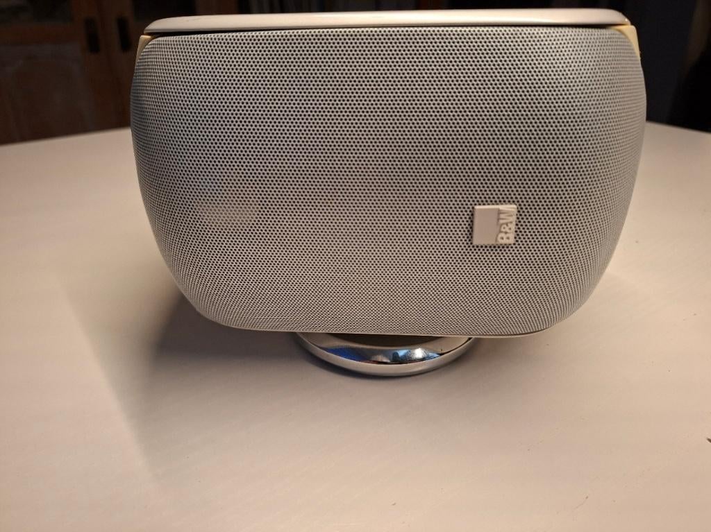 Bowers en wilkins M1 serie 1, Gebruikt, Verzenden, 60 tot 120 watt, Bowers & Wilkins (B&W)