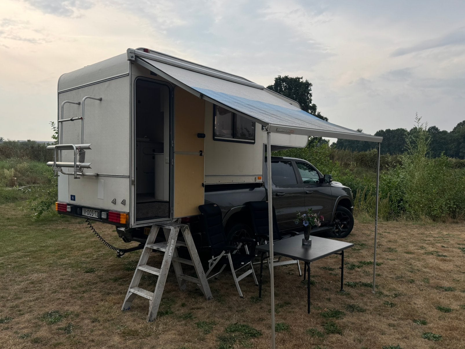 Pick up afzet camper unit, Particulier